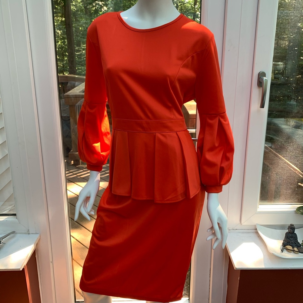 Fitted Dress w/puffy 3/4 sleeves XL